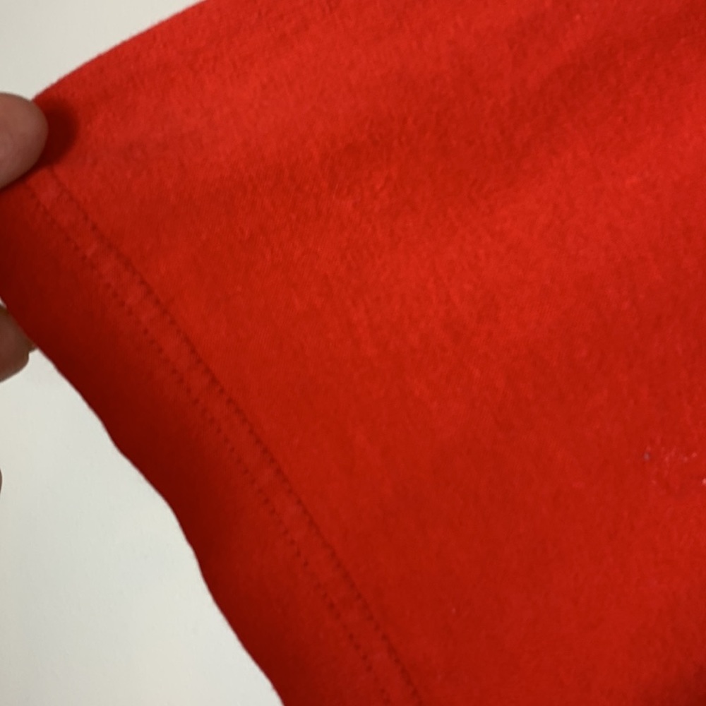 Tommy Hilfiger red short sleeved tee shirt size large - Picture 3 of 5